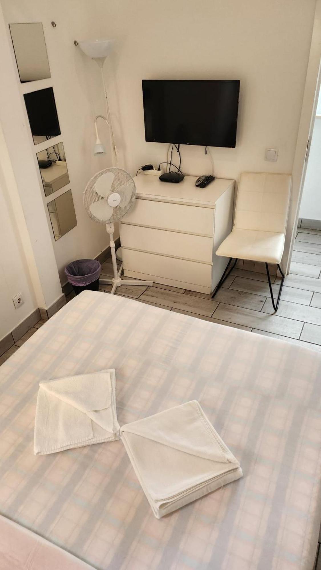 Blife Faro Beach Hostel & Rooms Exterior photo