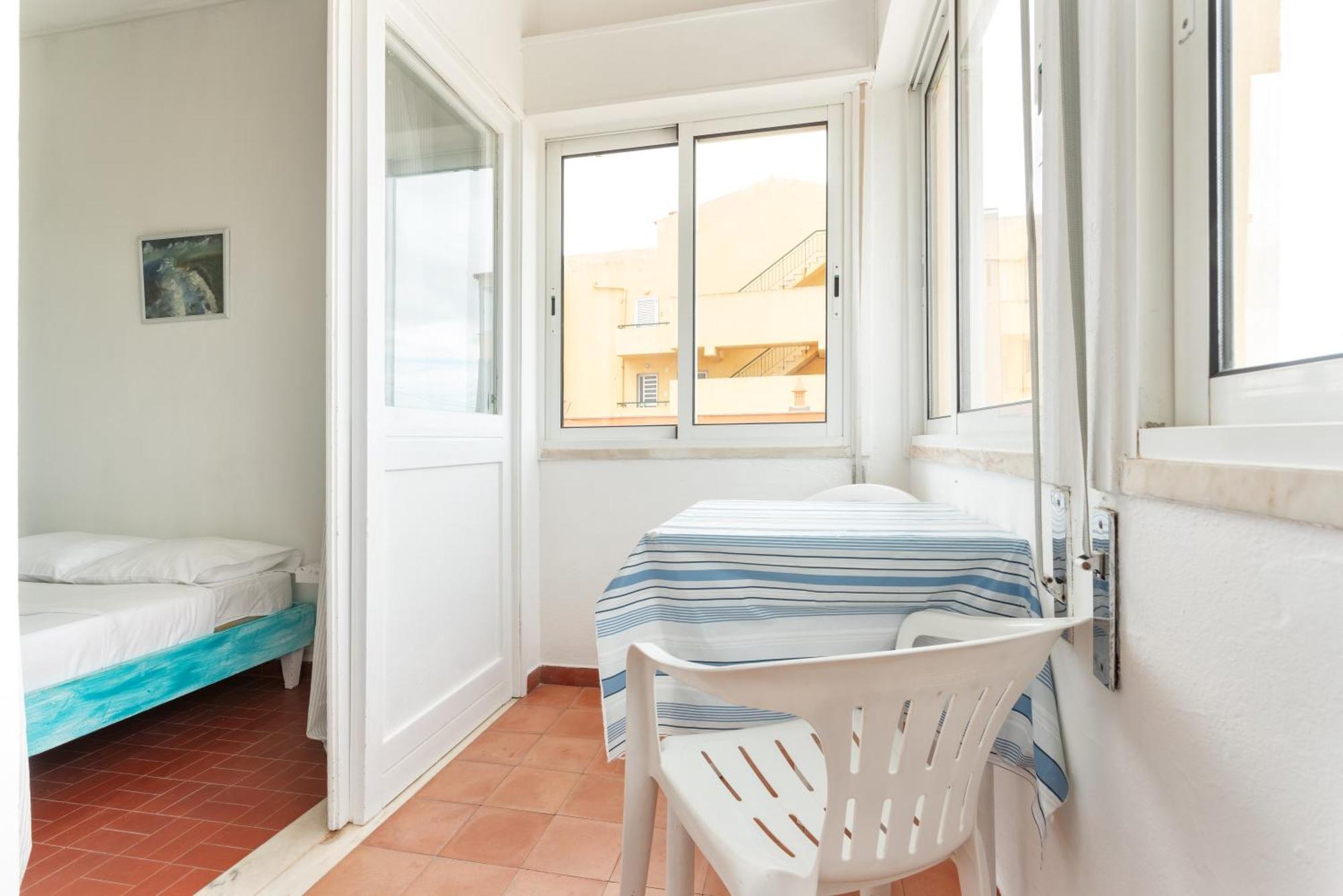 Blife Faro Beach Hostel & Rooms Exterior photo