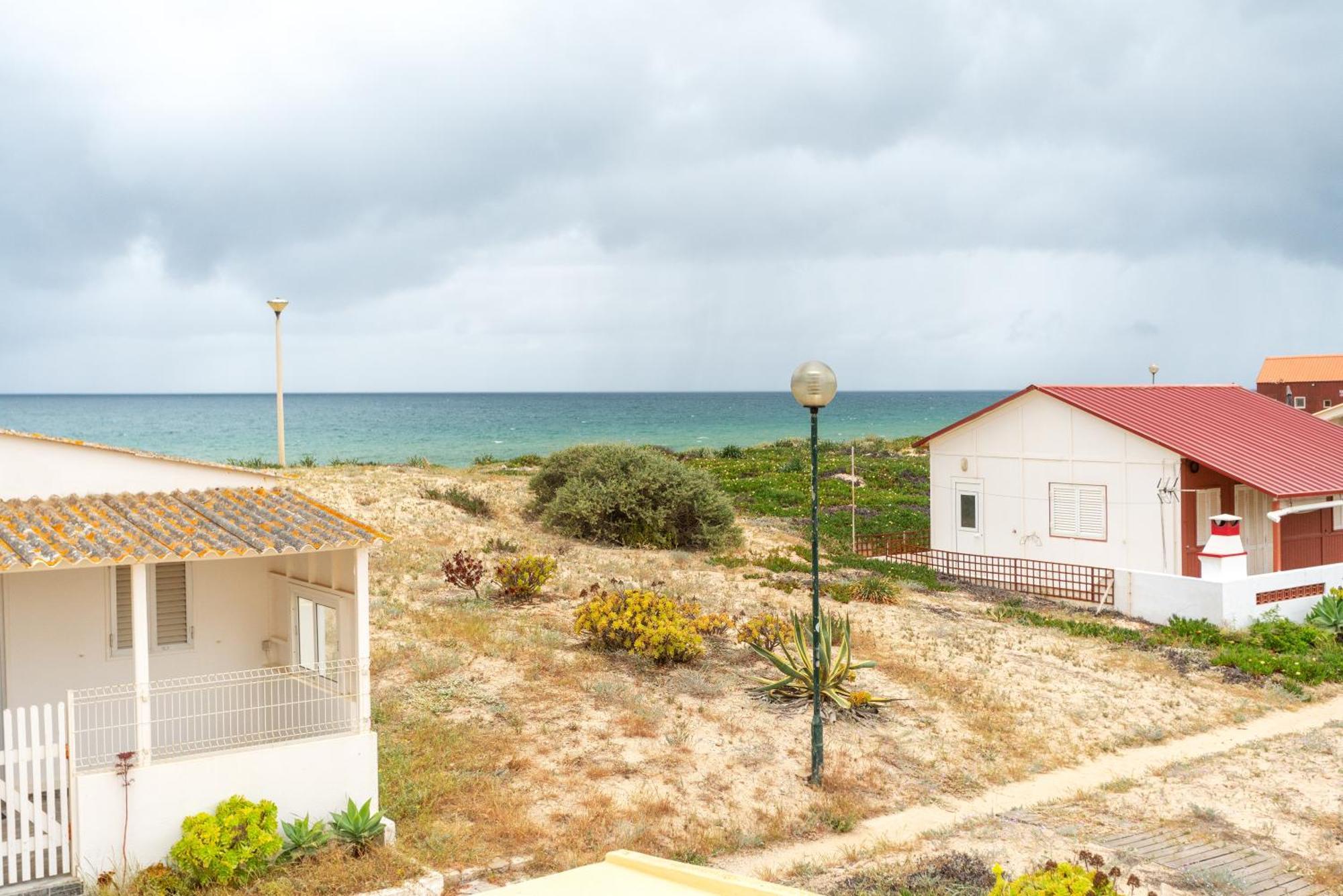 Blife Faro Beach Hostel & Rooms Exterior photo